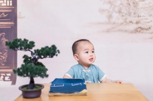 新昌宝宝吐黄水是怎么回事 新昌宝宝吐黄水是怎么回事